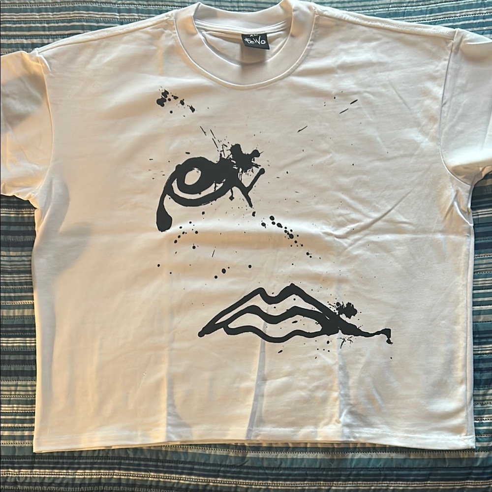 Pavlo White Graphic Tee